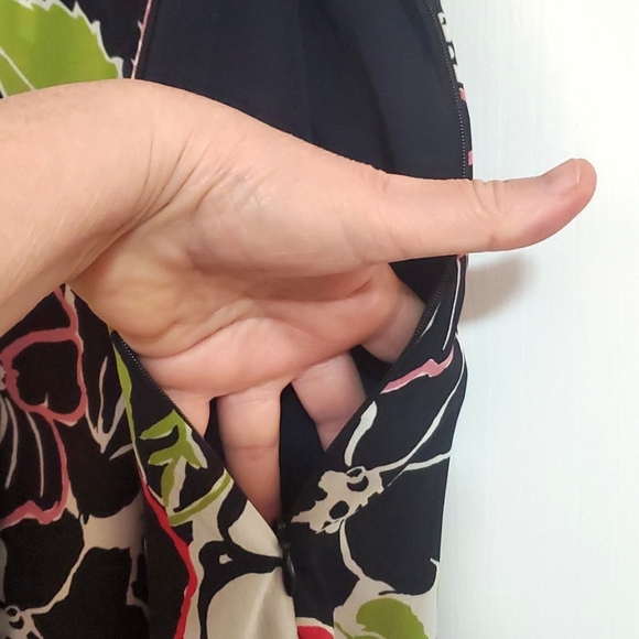 Banana Republic dress size 2 100% polyester Great conditions multicolored - Picture 7 of 17